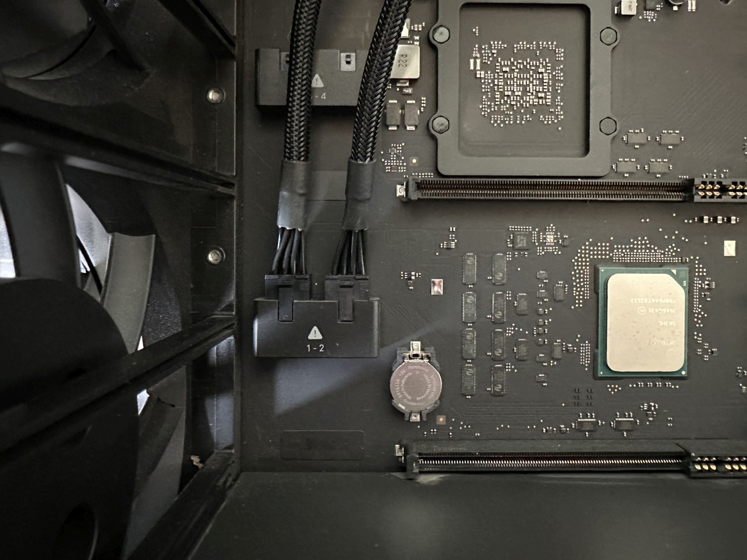 Installation in a Mac Pro 7,1 (2019)